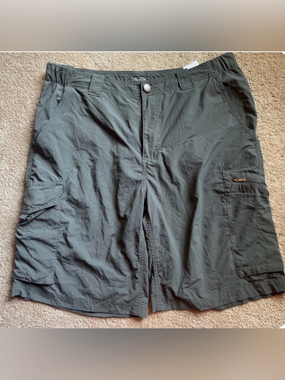 COLUMBIA Mens Cargo Shorts Size 34X10 Green